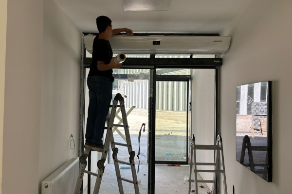 Barricade 140 cm Hava Perdesi | Özellikleri, Kullanım Alanları ve Sık Sorulan Sorular
